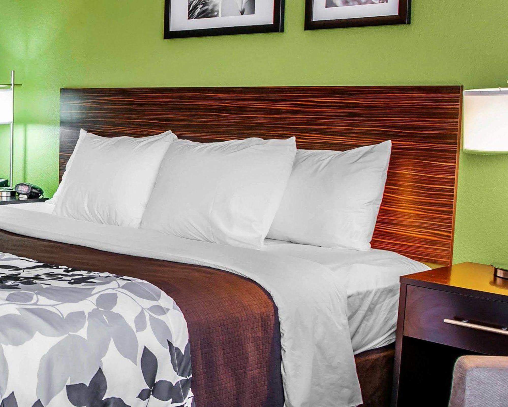 קולומבוס Sleep Inn & Suites מראה חיצוני תמונה