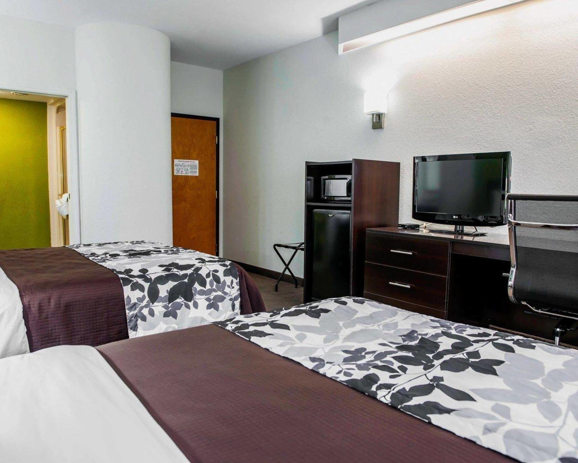 קולומבוס Sleep Inn & Suites מראה חיצוני תמונה