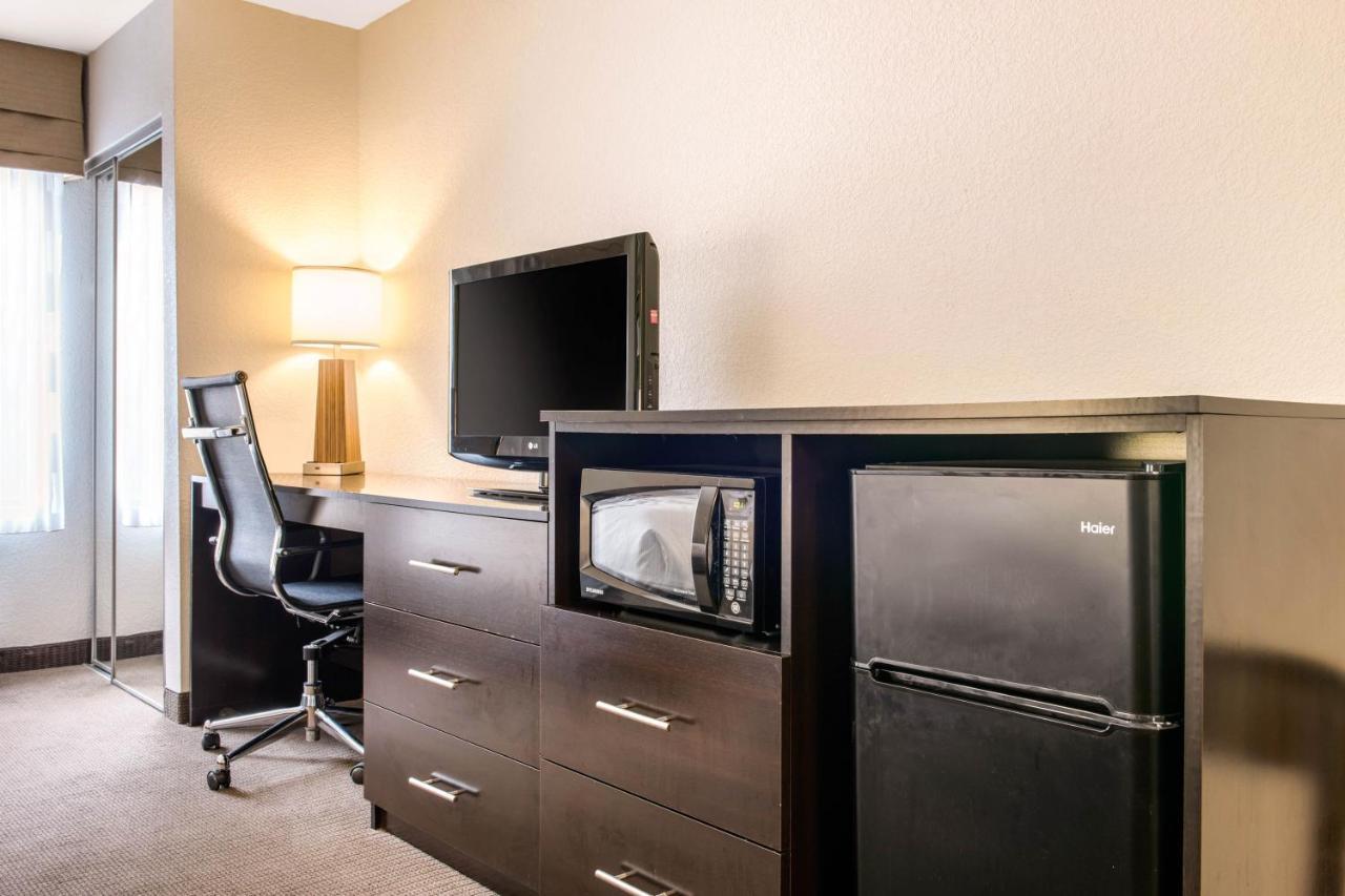 קולומבוס Sleep Inn & Suites חדר תמונה